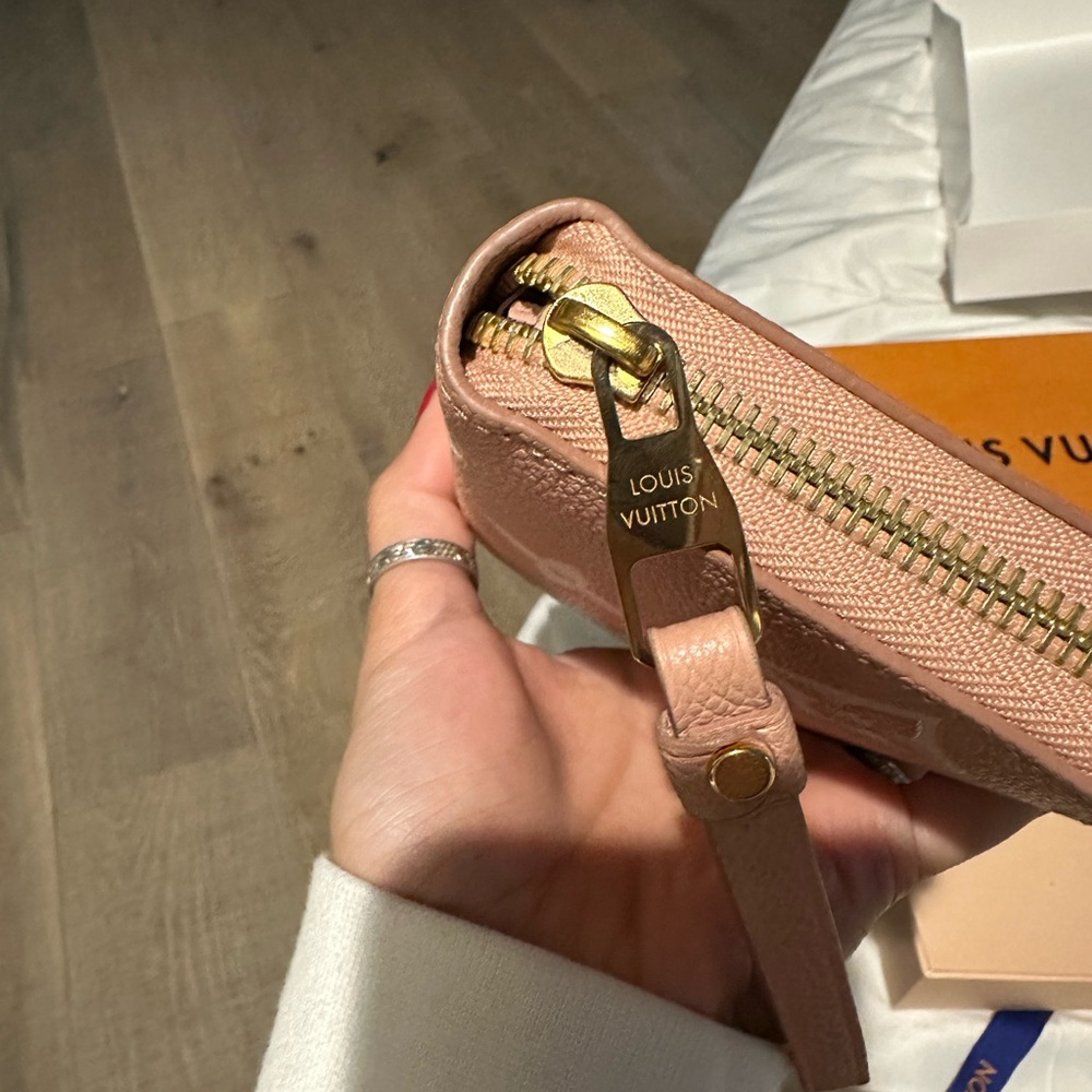 Louis Vuitton zippy wallet - Picture 5 of 7